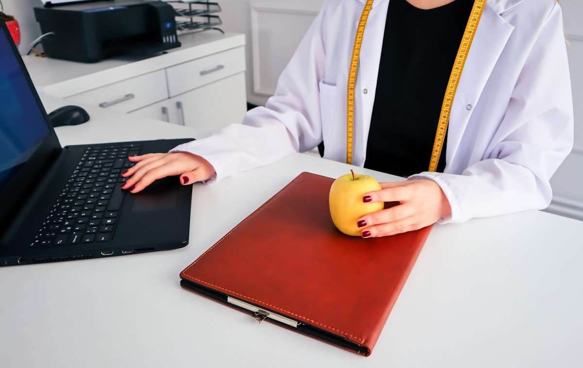 Licensed nutrition professional providing dietary guidance